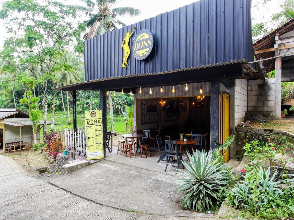 Oyo Homes 91134 Desa Wisata Tebing Lingga Trenggalek Exterior foto